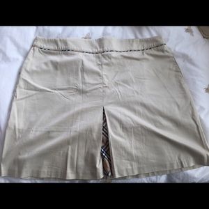 Burberry Golf skirt
